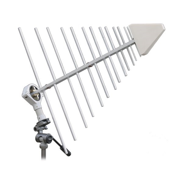 Сверхширокополосная измерительная логопериодическая антенна <b>СКАРД П6-122М2</b> с диапазоном частот от 300 МГц до 6 ГГц.