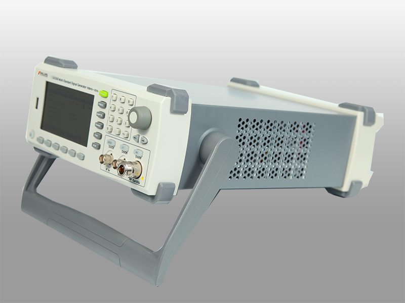Генератор ВЧ сигналов <b>Saluki S1131</b> с диапазоном от 100 кГц до 3 ГГц